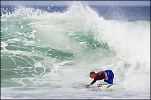 CARVING up the waves at Winkipop near Bells Beach in his first round heat of the Rip Curl Pro was Tweed Heads? Mick Fanning who CARVING up the waves at Winkipop near Bells Beach in his first round heat of the Rip Curl Pro was Tweed Heads? Mick Fanning who