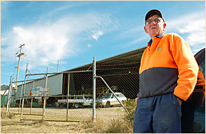 Max Hickey, the longest-serving Bostobrick mill employee. Max Hickey, the longest-serving Bostobrick mill employee.