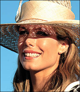 Coffs VIP Tara Moss keeping an eye on fashion. Coffs VIP Tara Moss keeping an eye on fashion.
