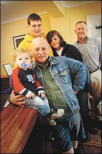 Rose Tattoo's Angry Anderson visits the O'Brien family. Rose Tattoo's Angry Anderson visits the O'Brien family.