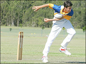 ON PACE: Harwood?s Mark Adams bowls against Lawrence last week. ON PACE: Harwood?s Mark Adams bowls against Lawrence last week.