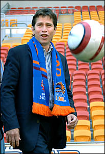 Frank Farina: hosting a coaching clinic in Grafton. Frank Farina: hosting a coaching clinic in Grafton.