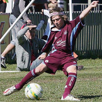 Nathan Kelly centres the ball in a recent game for Coolum. Photo: Mike Garry/scw1070a
Nathan Kelly centres the ball in a recent game for Coolum. Photo: Mike Garry/scw1070a