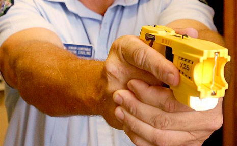 Should women be given a taser gun to protect themselves? Should women be given a taser gun to protect themselves?