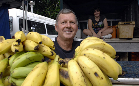 Cool Banana's Lance and Georgia Poweel at the Bangalow Farmer's Markets. Cool Banana's Lance and Georgia Poweel at the Bangalow Farmer's Markets.