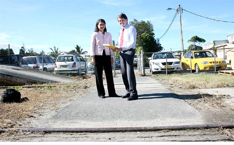 Ballina MP Don Page with Shadow Transport Minister Gladys Berejiklian at the planned second rail crossing at Byron Bay. Ballina MP Don Page with Shadow Transport Minister Gladys Berejiklian at the planned second rail crossing at Byron Bay.