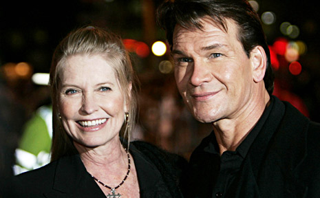 Patrick Swayze accompanied by his wife Lisa Niemi pose prior to the premiere of his film Patrick Swayze accompanied by his wife Lisa Niemi pose prior to the premiere of his film