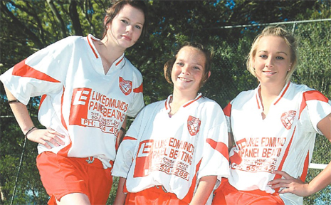 SHARNAGH Young, Penny Walsh and Samantha Walsh from Tumbulgum Rangers are confident of a win in tonight's grand final against Goonellabah. SHARNAGH Young, Penny Walsh and Samantha Walsh from Tumbulgum Rangers are confident of a win in tonight's grand final against Goonellabah.