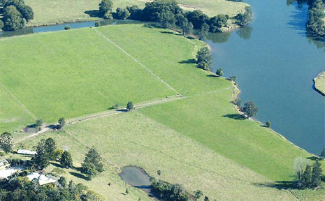 DOUG Anthony and his wife Mago have extended an offer to donate another parcel of land for the Tweed River Art Gallery. DOUG Anthony and his wife Mago have extended an offer to donate another parcel of land for the Tweed River Art Gallery.