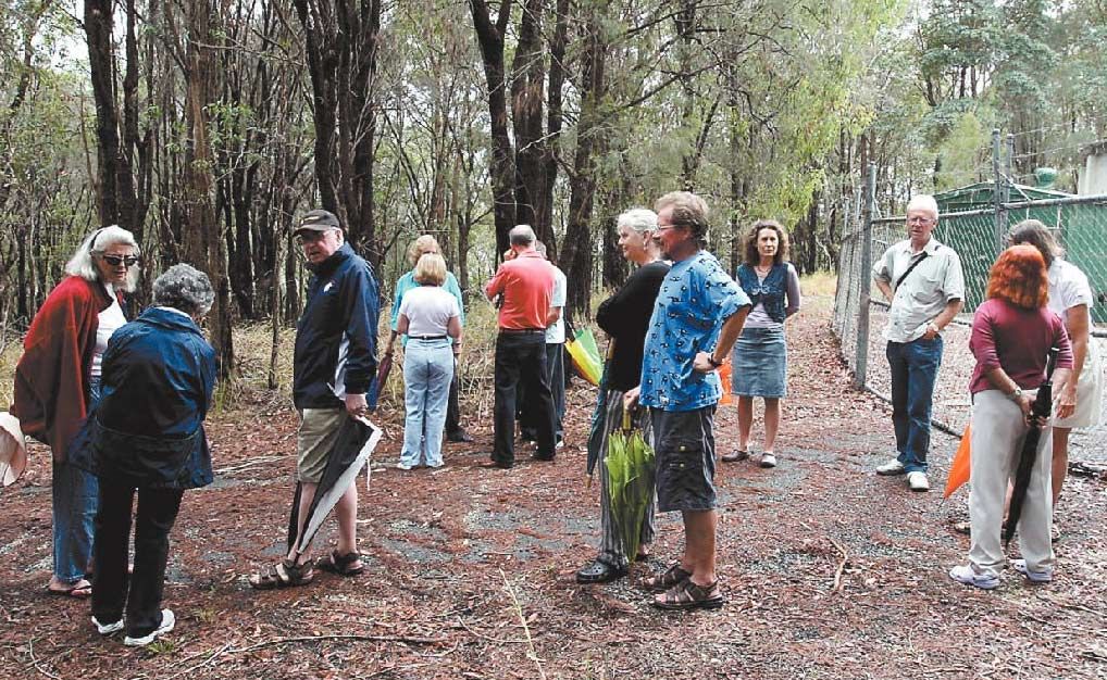 Residents who want their bushland at Pottsville protected from a planned mobile tower met councillors Dot Holdom and Barry Longland on Monday. Residents who want their bushland at Pottsville protected from a planned mobile tower met councillors Dot Holdom and Barry Longland on Monday.
