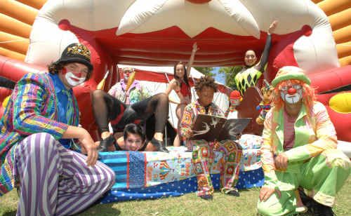 The performers of Circus Xsavier put the final touches on their acts before this week’s shows. The performers of Circus Xsavier put the final touches on their acts before this week’s shows.
