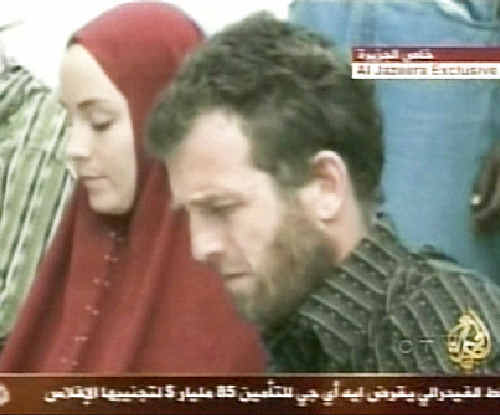 Canadian journalist Amanda Lindhout and Australian photojournalist Nigel Brennan were kidnapped by Somalian insurgents in 2008. Canadian journalist Amanda Lindhout and Australian photojournalist Nigel Brennan were kidnapped by Somalian insurgents in 2008.