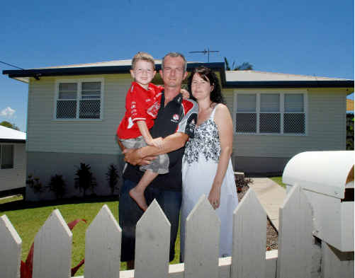 Brendan and Melissa James, of Harwood Street, Maclean. Brendan said Thursday night’s tremor was felt by most in their street. Brendan and Melissa James, of Harwood Street, Maclean. Brendan said Thursday night’s tremor was felt by most in their street.