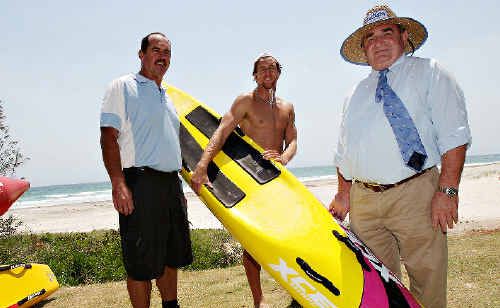 Cudgen Surf Life Saving Club president Garry Cain, athlete Scott McCartney and Tweed Shire Mayor Warren Polglase celebrate the club’s successful bid to host the 2011/12 NSW Surf Life Saving Championships. Cudgen Surf Life Saving Club president Garry Cain, athlete Scott McCartney and Tweed Shire Mayor Warren Polglase celebrate the club’s successful bid to host the 2011/12 NSW Surf Life Saving Championships.