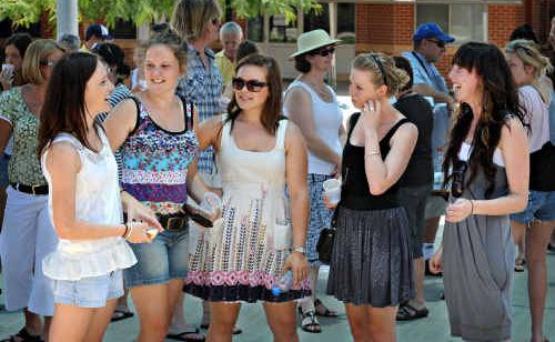 Courtney Dougherty, Katherine Richardson, Raywyn McBay, Sarah Stewart and Lauren Priest get together for a catch-up barbecue at McAuley Catholic College after results from their HSC were released yesterday. Courtney Dougherty, Katherine Richardson, Raywyn McBay, Sarah Stewart and Lauren Priest get together for a catch-up barbecue at McAuley Catholic College after results from their HSC were released yesterday.