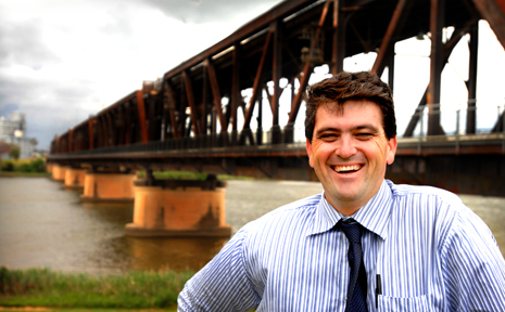 Clarence Valley Mayor Richie Williamson is happy that the RTA has given the second bridge at Grafton a green light. Clarence Valley Mayor Richie Williamson is happy that the RTA has given the second bridge at Grafton a green light.