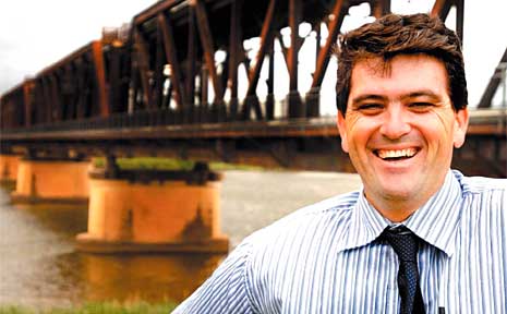 Clarence Mayor Richie Williamson near the old Grafton Bridge. Clarence Mayor Richie Williamson near the old Grafton Bridge.
