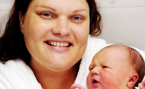 Maryborough’s Sonja and Daniel North welcome a brother for Lochlan. Born on New Year’s Eve, Aydin Perry Mitchell Joe weighed 10lb (4500g). Maryborough’s Sonja and Daniel North welcome a brother for Lochlan. Born on New Year’s Eve, Aydin Perry Mitchell Joe weighed 10lb (4500g).