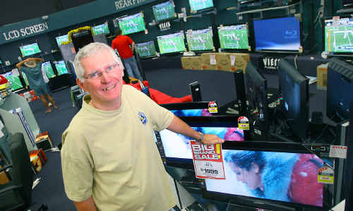 Rockhampton’s Barry Wolhunter snaps up a bargain 42 inch television during the post Christmas sales. Rockhampton’s Barry Wolhunter snaps up a bargain 42 inch television during the post Christmas sales.