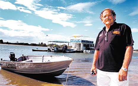 Boat skipper Barry Glass. Boat skipper Barry Glass.
