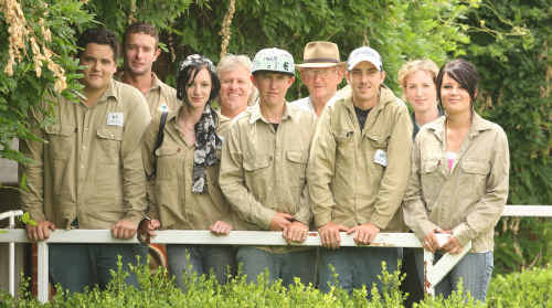 Meet the Clarence Valley graduates of the Green Corp project in 2008 and mentors. Places on the Green Corps project 2010 are now open for Valley youth aged 17-24. Meet the Clarence Valley graduates of the Green Corp project in 2008 and mentors. Places on the Green Corps project 2010 are now open for Valley youth aged 17-24.