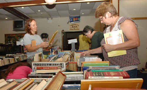 Over 500 people had been through the Maclean Rotary Book Sale by midday yesterday, snapping up thousands of books at bargain prices. Over 500 people had been through the Maclean Rotary Book Sale by midday yesterday, snapping up thousands of books at bargain prices.