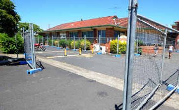 Fencing around the Grafton Base Hospital. Fencing around the Grafton Base Hospital.