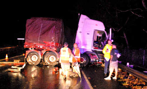 The Pacific Highway was blocked late on Tuesday evening when a B-Double lost control near Newmans Road. Brendan Ray The Pacific Highway was blocked late on Tuesday evening when a B-Double lost control near Newmans Road. Brendan Ray