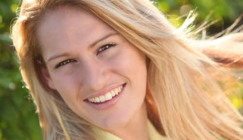 Reigning Grafton Showgirl Samantha Dive is urging young women to nominate for the 2010 competition Reigning Grafton Showgirl Samantha Dive is urging young women to nominate for the 2010 competition