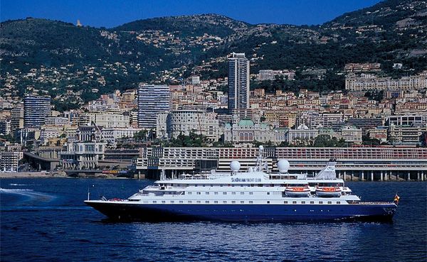 The luxury yacht, Sea Dream. The luxury yacht, Sea Dream.