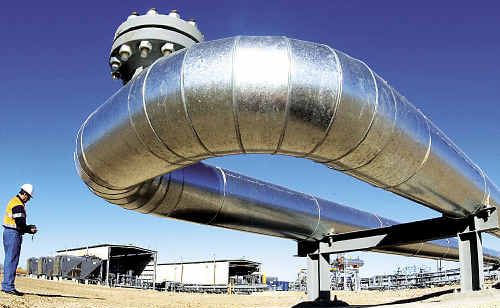 A record LNG contract signed yesterday will bring $14 billion and almost 5000 jobs to the Darling Downs over the next decade. A record LNG contract signed yesterday will bring $14 billion and almost 5000 jobs to the Darling Downs over the next decade.
