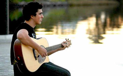 Shane Miranda are one of the artists taking to the stage to raise funds for local woman, Kimberley Ray. Shane Miranda are one of the artists taking to the stage to raise funds for local woman, Kimberley Ray.