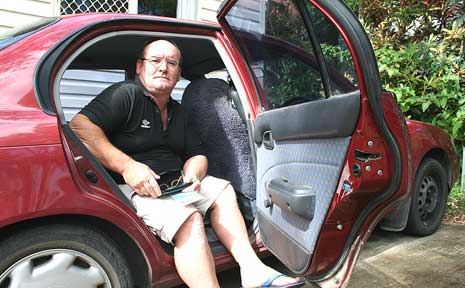 Rod Fuller has been without a home since Cyclone Ului destroyed the boat that he lived on at Shute Harbour. Rod Fuller has been without a home since Cyclone Ului destroyed the boat that he lived on at Shute Harbour.