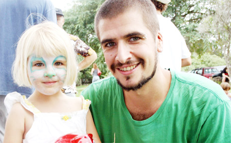 James Drury and daughter at the Shearwater rally with the community piggy bank. Photo by Jane Hanckel. James Drury and daughter at the Shearwater rally with the community piggy bank. Photo by Jane Hanckel.