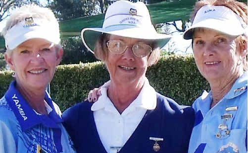 CRDWBA 2010 champion Maxine Holland (left), marker and president Gail Cupples (centre) and runner-up Jean Harrop after the final. CRDWBA 2010 champion Maxine Holland (left), marker and president Gail Cupples (centre) and runner-up Jean Harrop after the final.