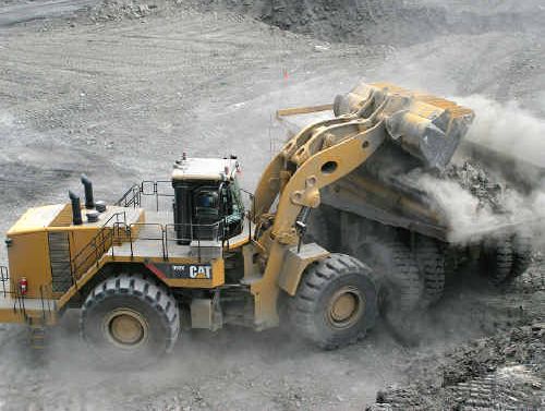 BIG MACHINES: Earthmoving equipment will be on its way to Hervey Bay soon. AAP Images BIG MACHINES: Earthmoving equipment will be on its way to Hervey Bay soon. AAP Images