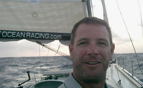 Solo sailor Ian Thomson's world record attempt to circumnavigate Australia has got off to a good start and he is currently above the Northern Territory. Solo sailor Ian Thomson's world record attempt to circumnavigate Australia has got off to a good start and he is currently above the Northern Territory.