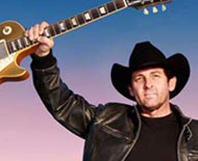 Lee Kernaghan has his Facebook fans involved in his music career. 