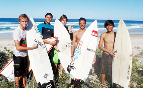 PICTURED at Tallow Beach is the school’s boy’s team that competed at the regional titles. They are Wes Bannister (left), Tommy Boucart, Henry Phillips, Soli Bailey and Gene Cundith. Missing Mackie Walker.
PICTURED at Tallow Beach is the school’s boy’s team that competed at the regional titles. They are Wes Bannister (left), Tommy Boucart, Henry Phillips, Soli Bailey and Gene Cundith. Missing Mackie Walker.