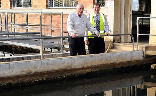 It’s fluoride by New Years, according to a reluctant Council Works Committee chairman Larry Friske and Water and Sewerage manager Ian Schiefelbein, pictured at the Jones Hill water treatment plant. It’s fluoride by New Years, according to a reluctant Council Works Committee chairman Larry Friske and Water and Sewerage manager Ian Schiefelbein, pictured at the Jones Hill water treatment plant.
