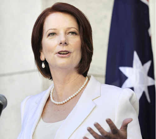 The amendment, moved by Prime Minister Julia Gillard, was carried by 208 votes to 184. The amendment, moved by Prime Minister Julia Gillard, was carried by 208 votes to 184.