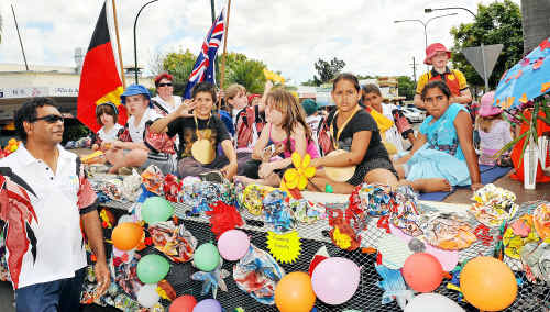 Bundaberg’s little athletics club in this year’s Bundy in Bloom parade. Bundaberg’s little athletics club in this year’s Bundy in Bloom parade.