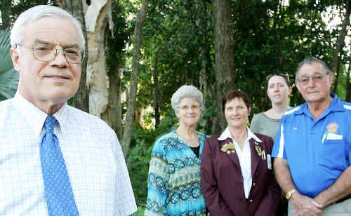 Professor Peter Parsons was brought to the region to talk on cancer by Dawn Hay, CQUniversity, Judith Henderson, district governor for Rotary, Tamsen Clifford-Banks, CQUniversity, and Bob Turnley, president of East Rockhampton Rotary. Professor Peter Parsons was brought to the region to talk on cancer by Dawn Hay, CQUniversity, Judith Henderson, district governor for Rotary, Tamsen Clifford-Banks, CQUniversity, and Bob Turnley, president of East Rockhampton Rotary.