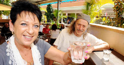 Happy to drink Lismore’s fluoride-free water is SA Independent MP Ann Bressington, pictured with Lismore activist Al Oshlack. Happy to drink Lismore’s fluoride-free water is SA Independent MP Ann Bressington, pictured with Lismore activist Al Oshlack.