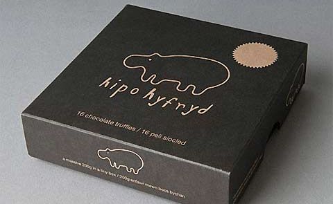 Hipo Hyfryd’s luxury vegan chocolate truffles. Hipo Hyfryd’s luxury vegan chocolate truffles.