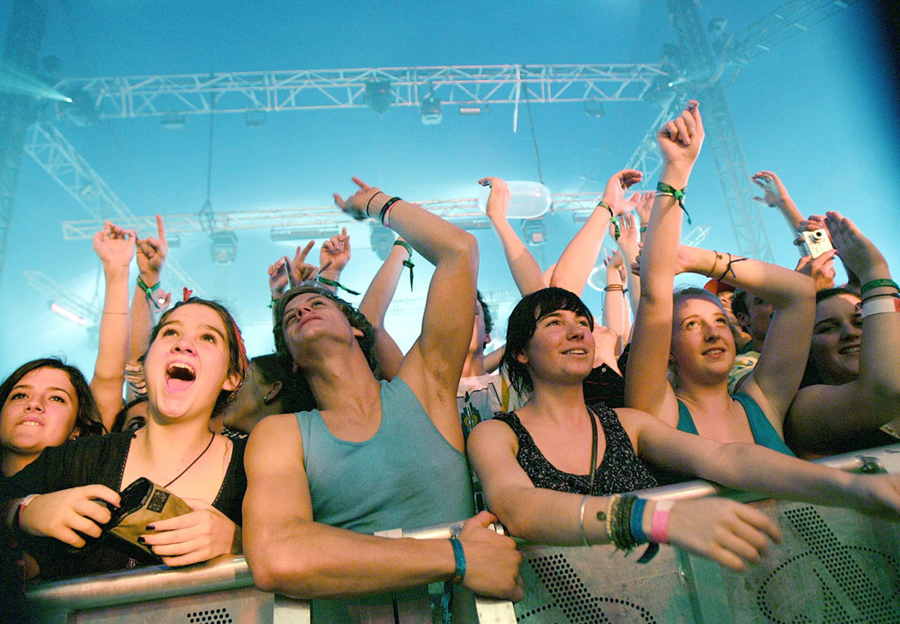 Getting into it at this year’s Splendour at Woodford. Getting into it at this year’s Splendour at Woodford.