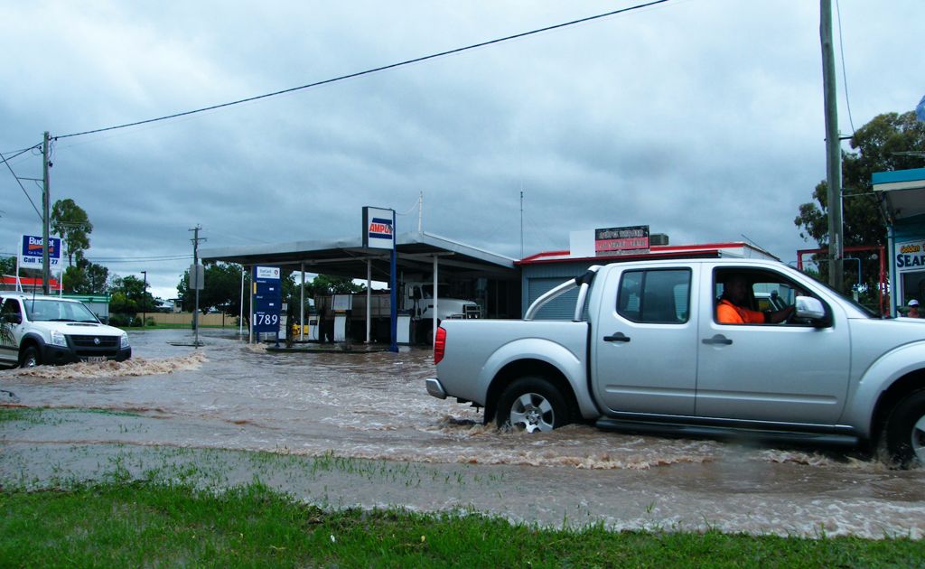 Floods are expected to hit Dalby as locals warned to take caution. Floods are expected to hit Dalby as locals warned to take caution.