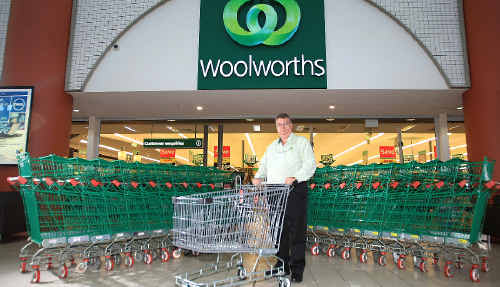BRIAN Yeoman encourages Robina locals to follow Mr Flannery’s example. PHOTO: SCOTT POWICK D130530a BRIAN Yeoman encourages Robina locals to follow Mr Flannery’s example. PHOTO: SCOTT POWICK D130530a
