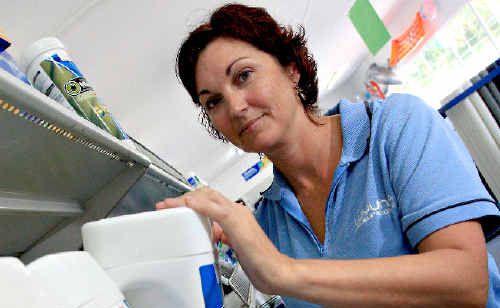 Salt replacement: Tweed Heads pool supplies shop owner Gabriel Robertson, from Wyuna Pools, says there is an alternative to salt to chlorinate swimming pools. Salt replacement: Tweed Heads pool supplies shop owner Gabriel Robertson, from Wyuna Pools, says there is an alternative to salt to chlorinate swimming pools.