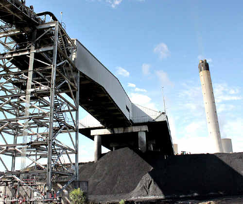 Stanwell Power Station, where there was a fire in a mill at 11 o’clock on Tuesday night. Stanwell Power Station, where there was a fire in a mill at 11 o’clock on Tuesday night.